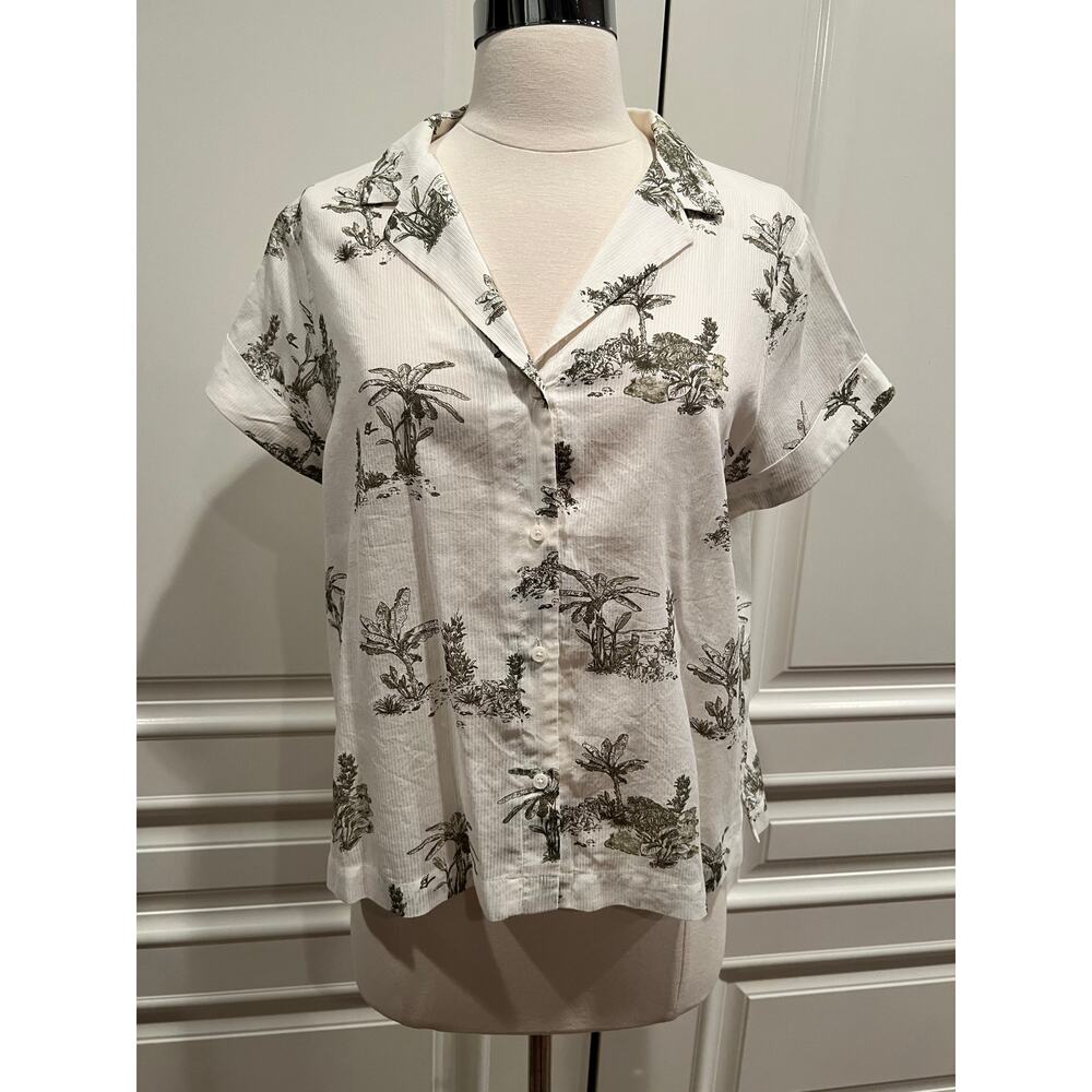 Banana Republic Camp Shirt Boxy white sheer green print Medium Petite A297